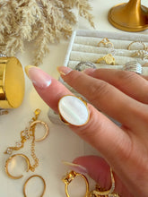 Load image into Gallery viewer, Jane gemstone Ring