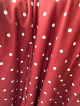 Load image into Gallery viewer, Burgundy Ruby dot capris
