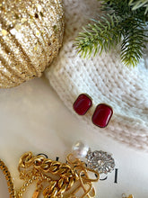 Load image into Gallery viewer, Oh Darling earrings
