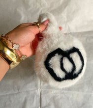 Load image into Gallery viewer, Channel snow bunny Earmuffs
