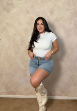 Load image into Gallery viewer, Sculpt tee white
