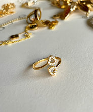 Load image into Gallery viewer, Lovestruck ring
