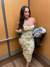 Load image into Gallery viewer, Floral bodycon dress
