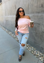 Load image into Gallery viewer, Roseate Off the shoulder top
